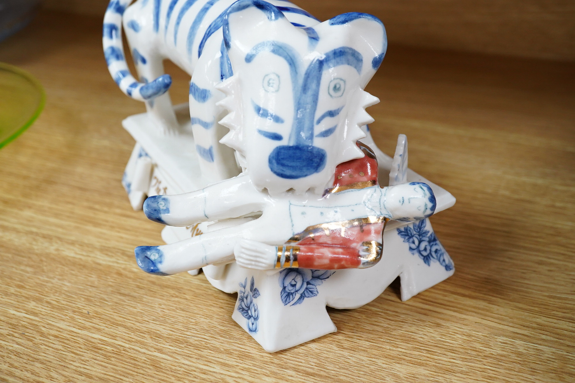 Jazmin Velasco Moore (1971-2021), ‘The Death of Munrow’, ceramic sculpture, signed and dated 2018, 23cm wide